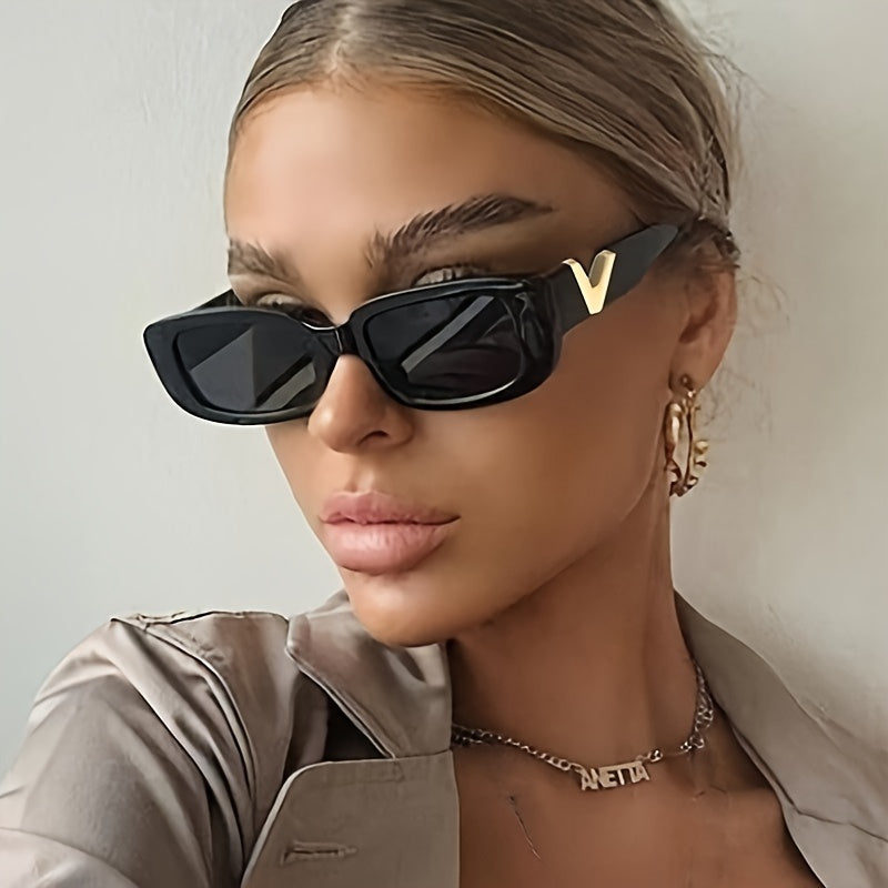 Cat-Eye Sunglasses - Lightweight Elegant Frames for Summer Fashion 3