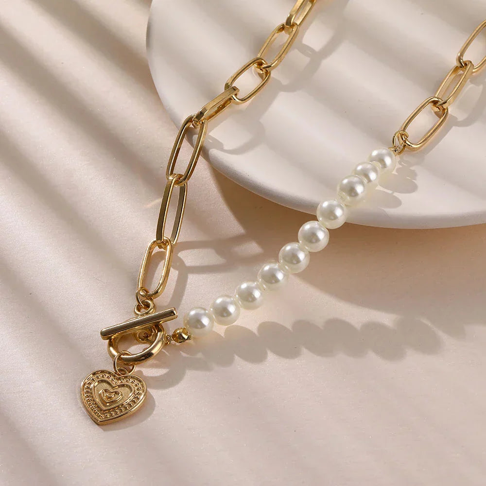 Veerle - Gold Heart Pearl Necklace for Women