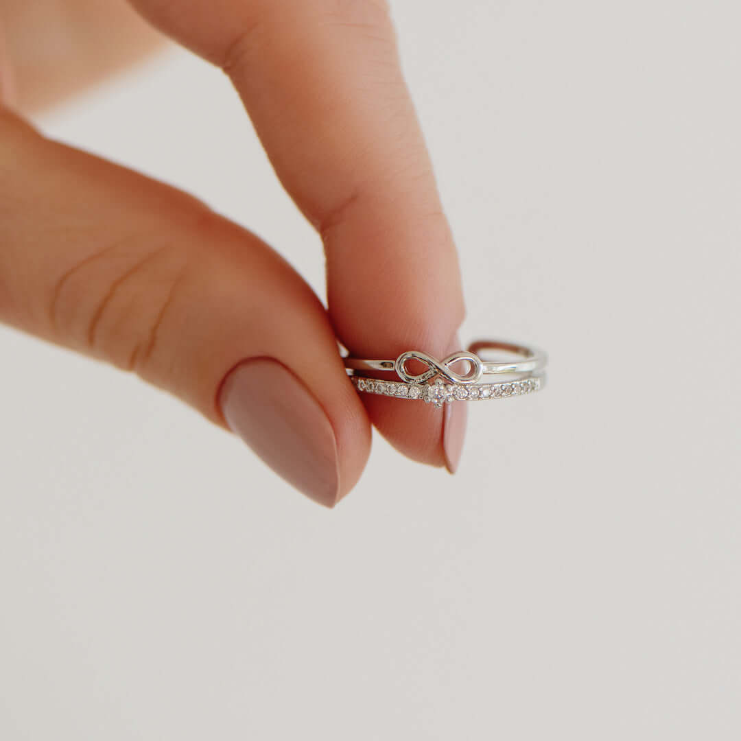 EndlessLove - Eternity Ring with Pave Stones