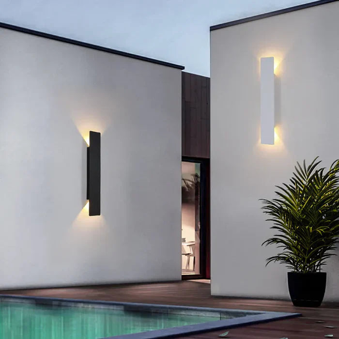 Elegant LED Outdoor Wall Light with Weatherproof Design | Modern Illumination for Your Garden 2