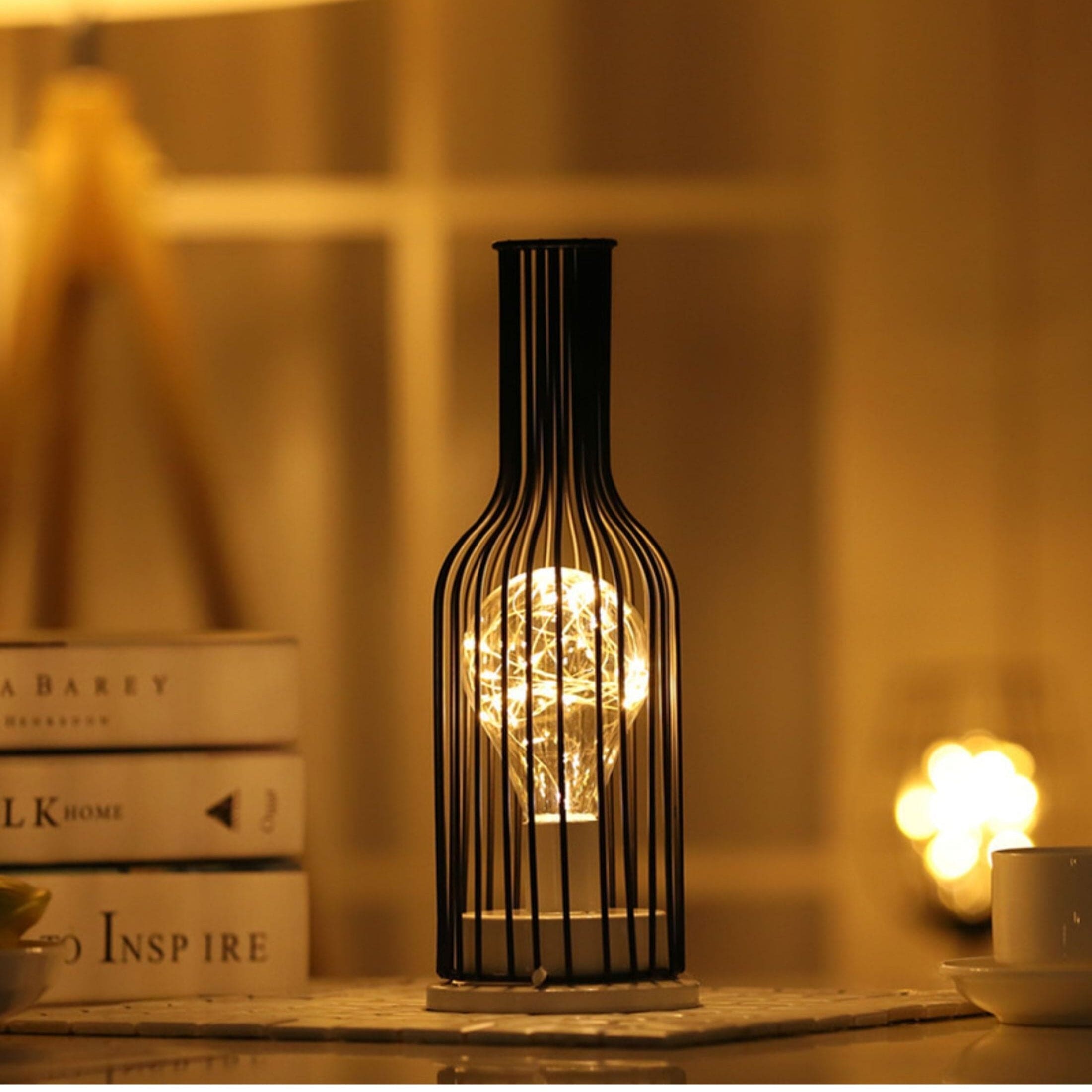 EvaLuxe | Stylish Modern Black Table Lamp for Elegant Interiors 4