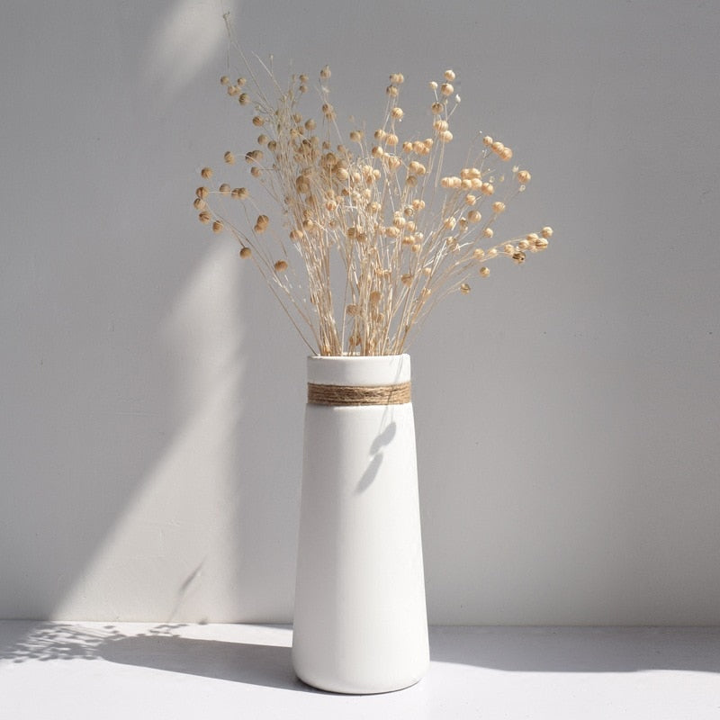 JuteLuxe - Ceramic Vase with Jute Details