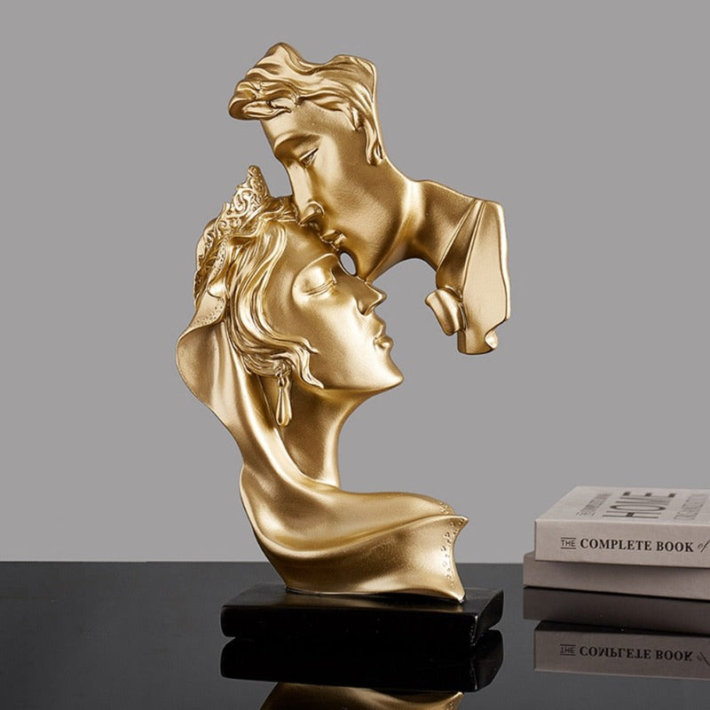 LoveArt - Romantic Kissing Couple Sculpture