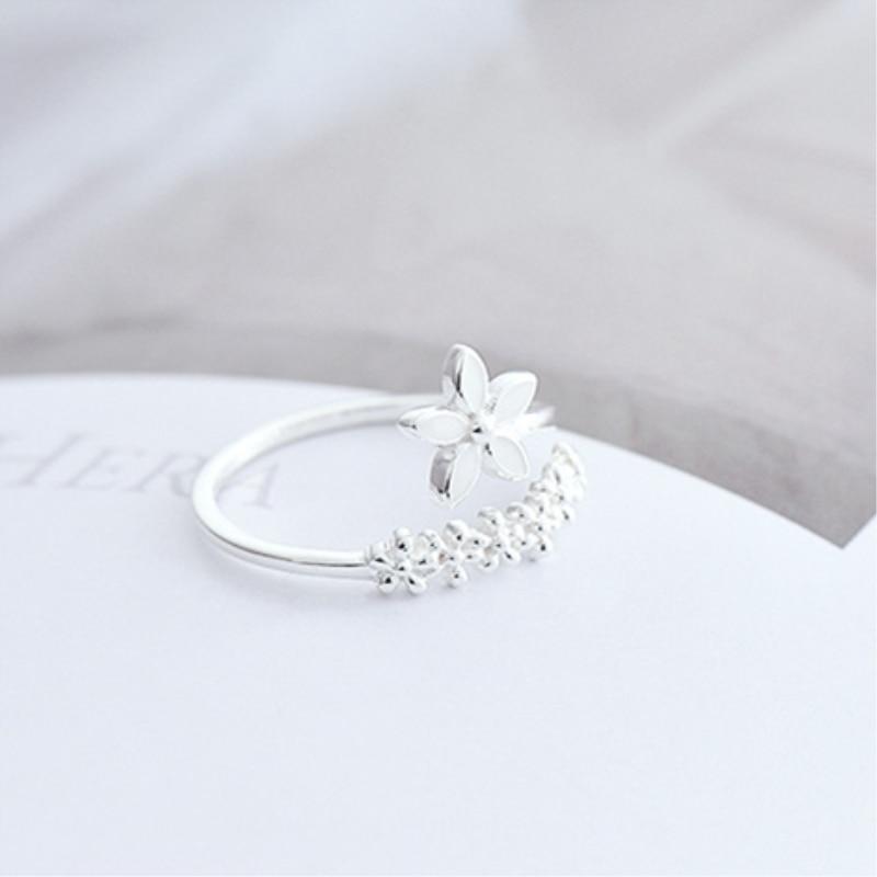 Amaril - Adjustable Silver Enamel Wildflower Ring for Women