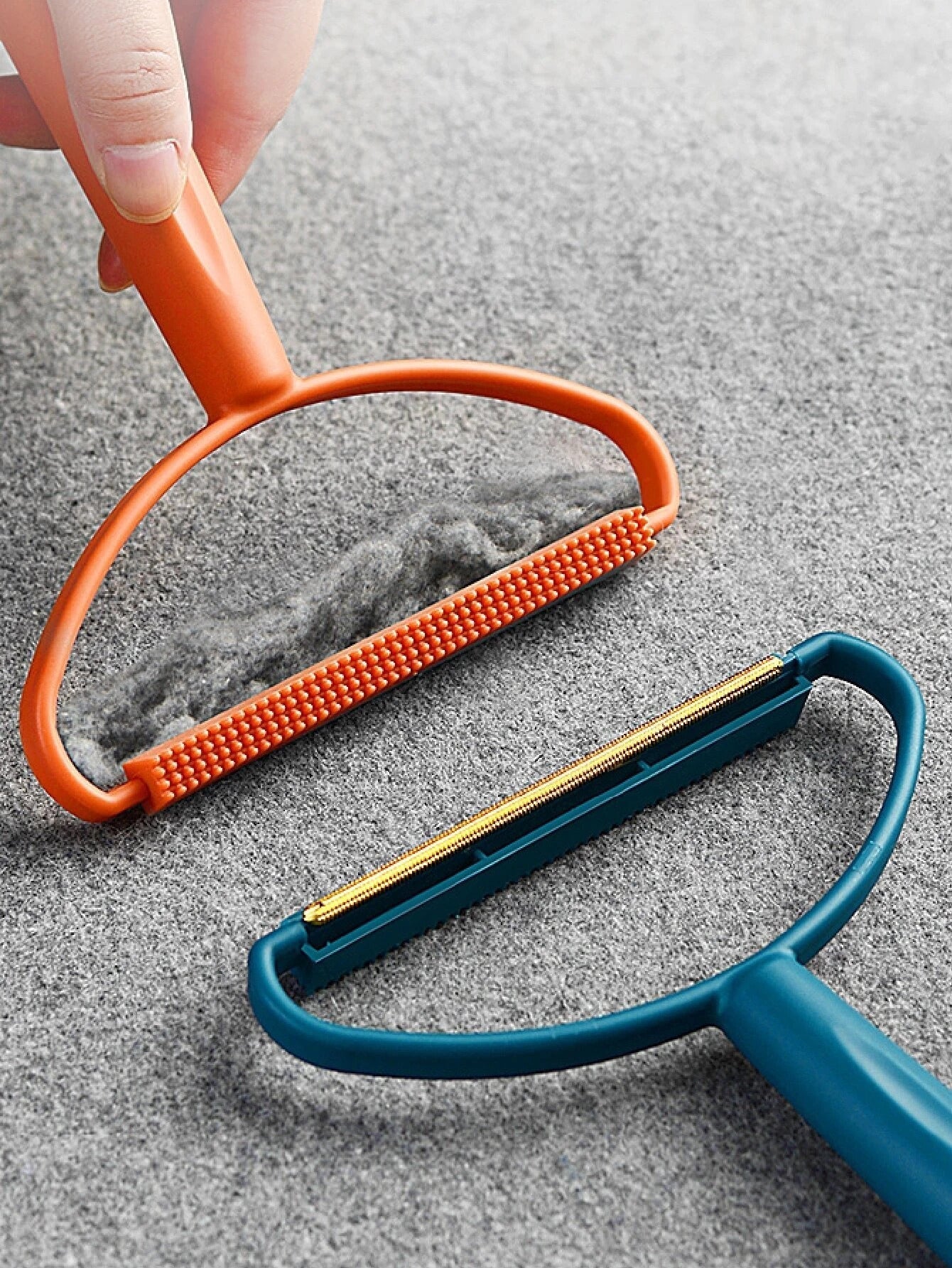 FluffFree Cleaner - Powerful Lint and Pet Hair Remover