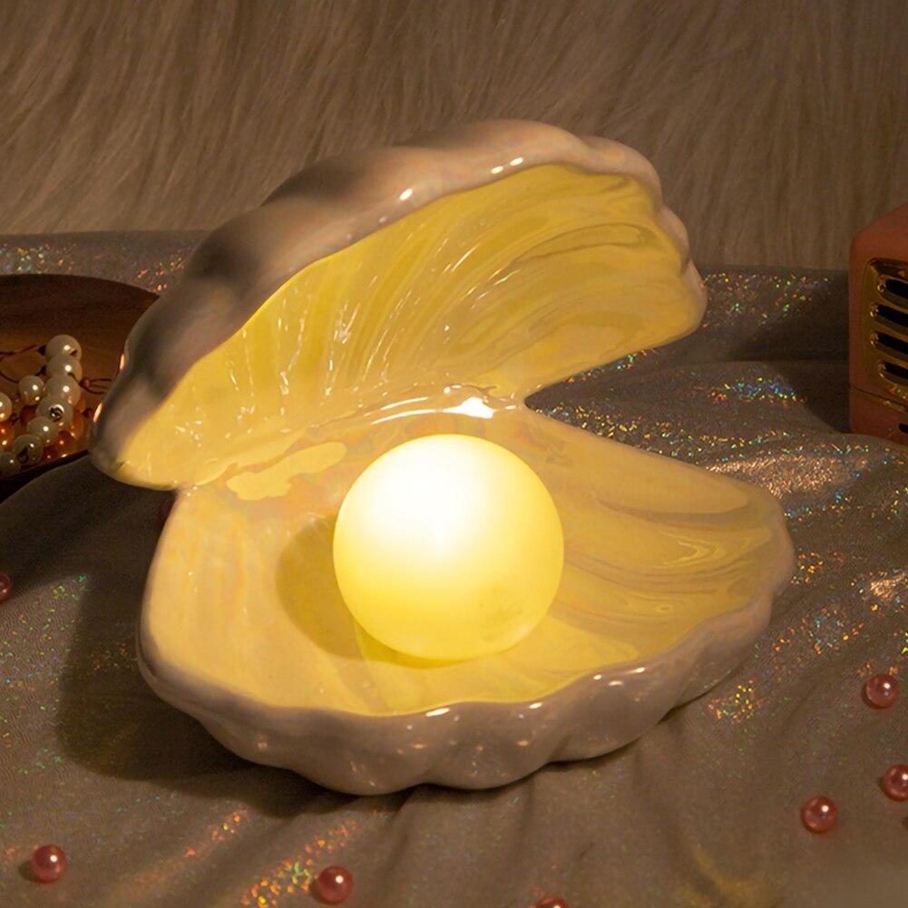 ShellGlow Lamp - Elegant Ceramic Shell Light with Pearl Glow
