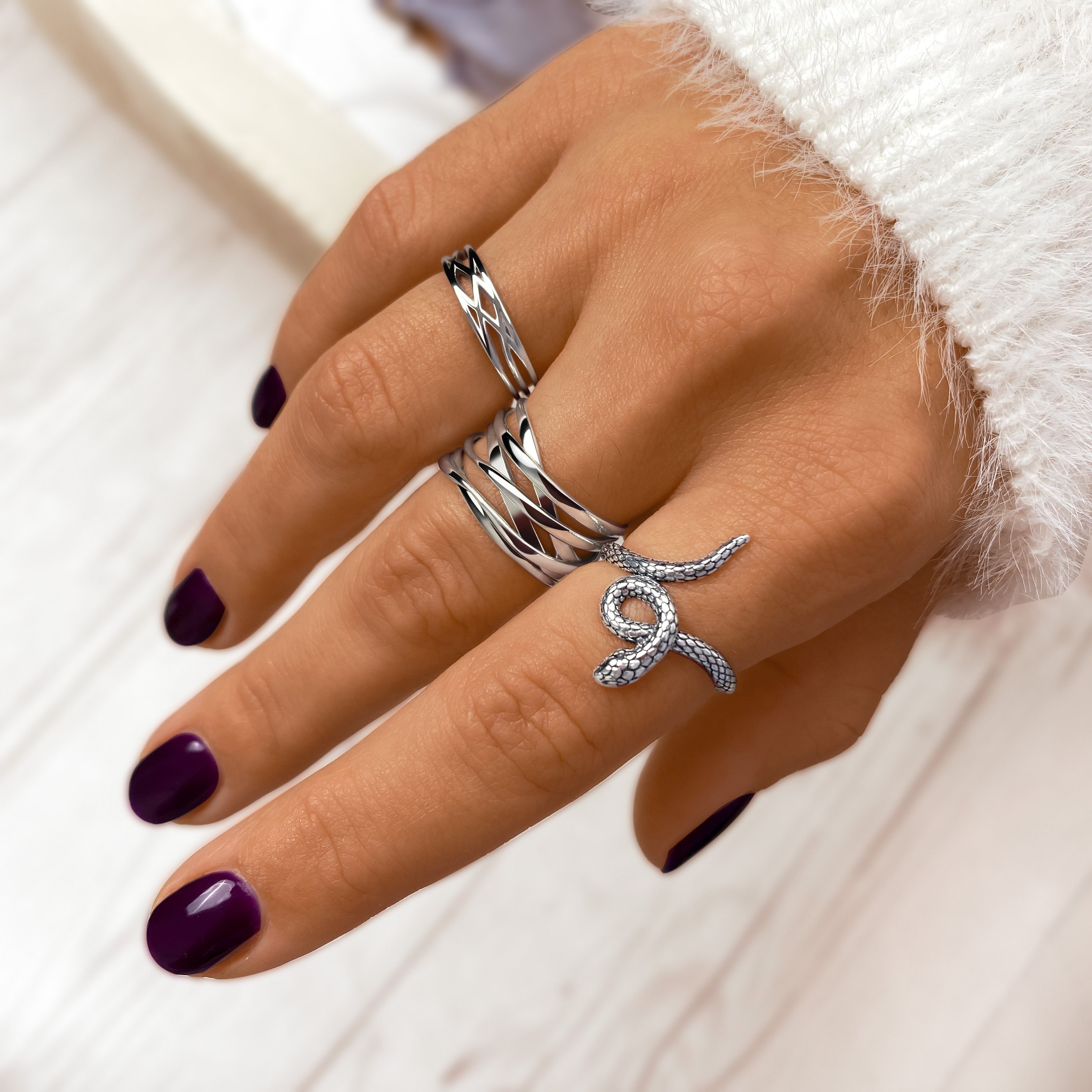 Nora Branch Ring — Adjustable