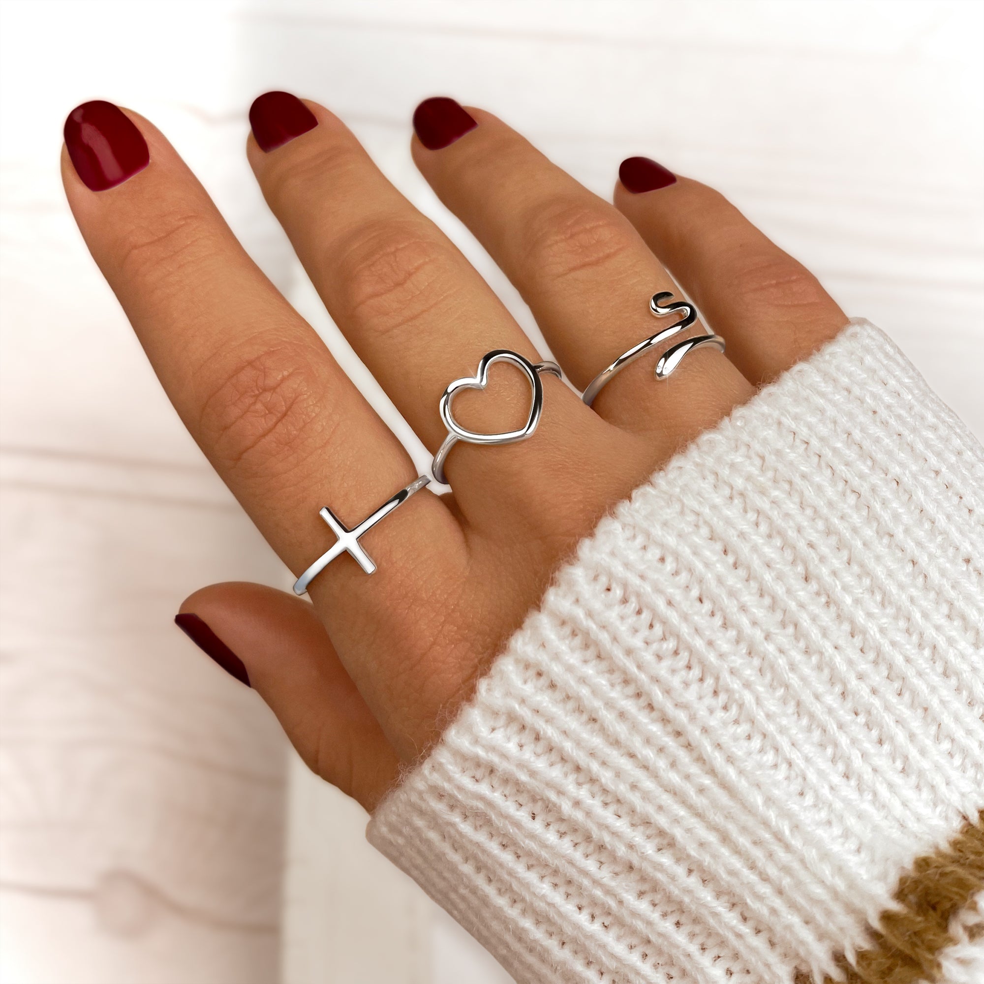 Amélie - Sterling Silver Cross Ring for Women