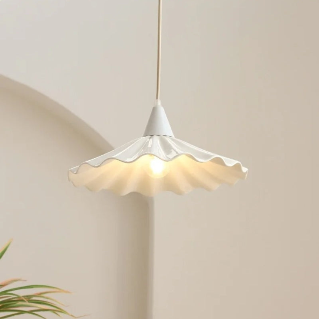 White Ceramic Ribbed Pendant Lamp