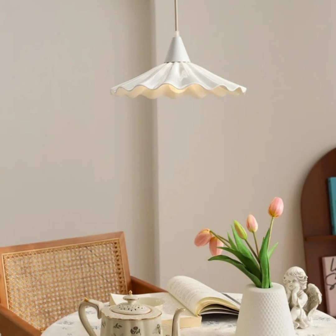 White Ceramic Ribbed Pendant Lamp