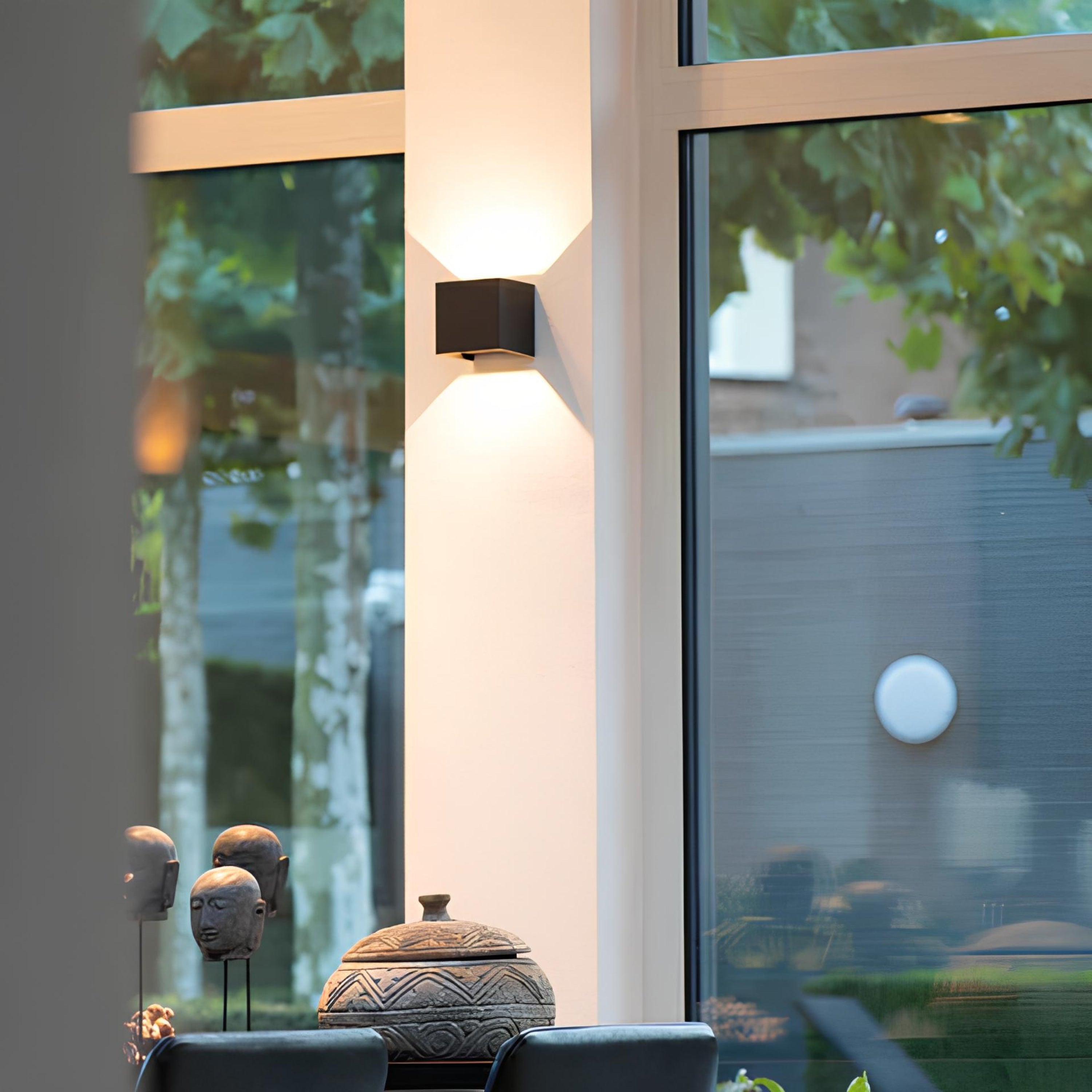 Luminara | Elegant Wireless Rechargeable LED Wall Lamp 7