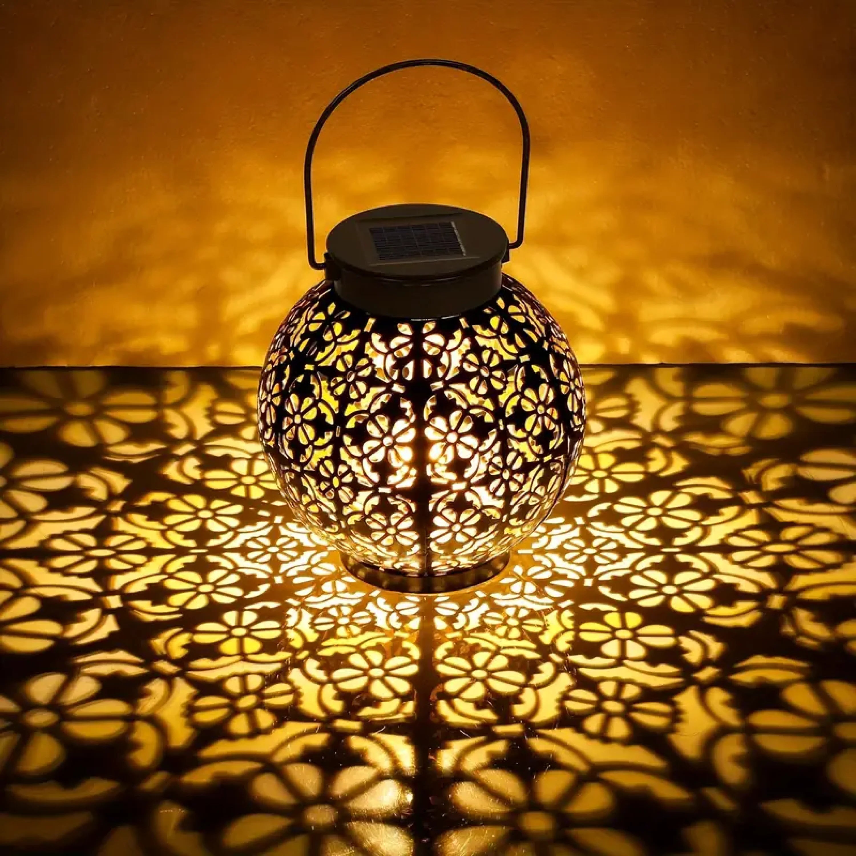 LunaGlow | Elegant Retro Solar Garden Lamp for Enchanting Spaces 0