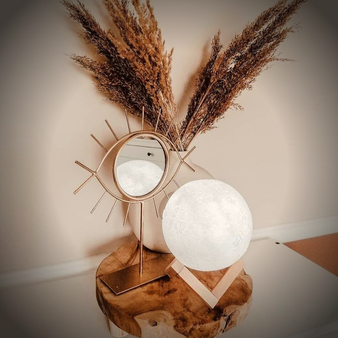 Lunar Light | 3D Moon Lamp with Touch Control & Wireless Design | Create a Soothing Atmosphere 5