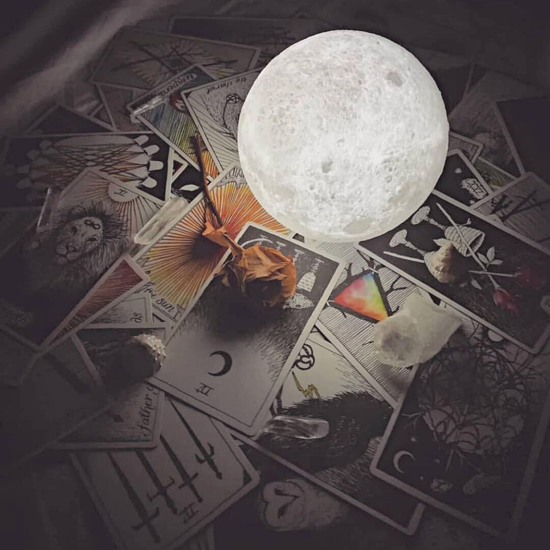 Lunar Light | 3D Moon Lamp with Touch Control & Wireless Design | Create a Soothing Atmosphere 7