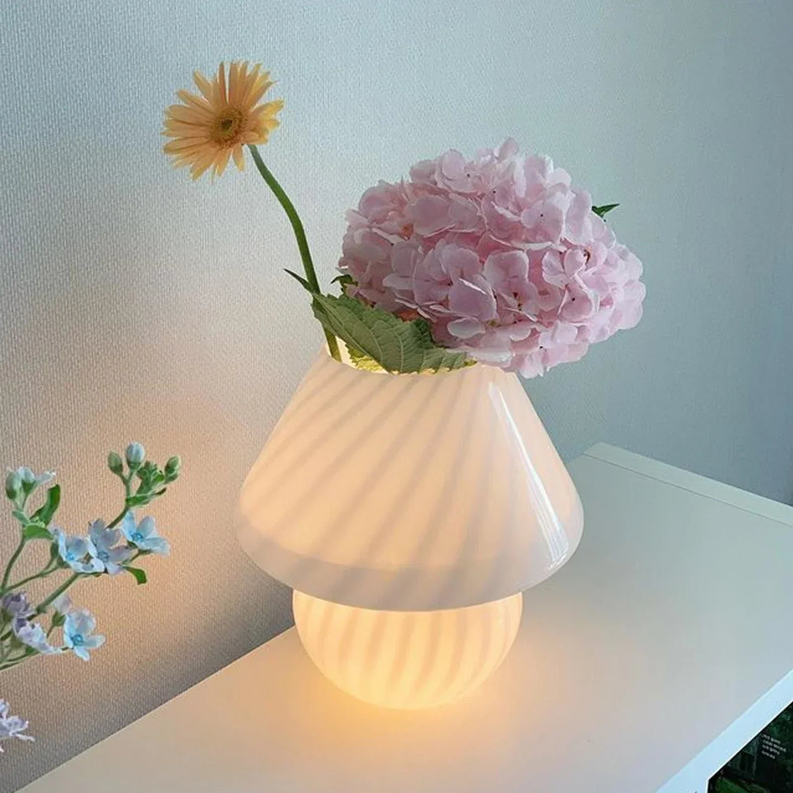 Murano Glass Table Lamp - Elegant Accent Light