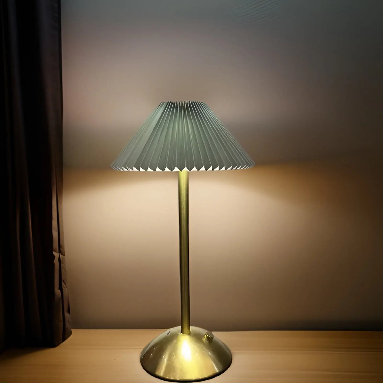 VersaLight Cordless Table Lamp - Metal Design