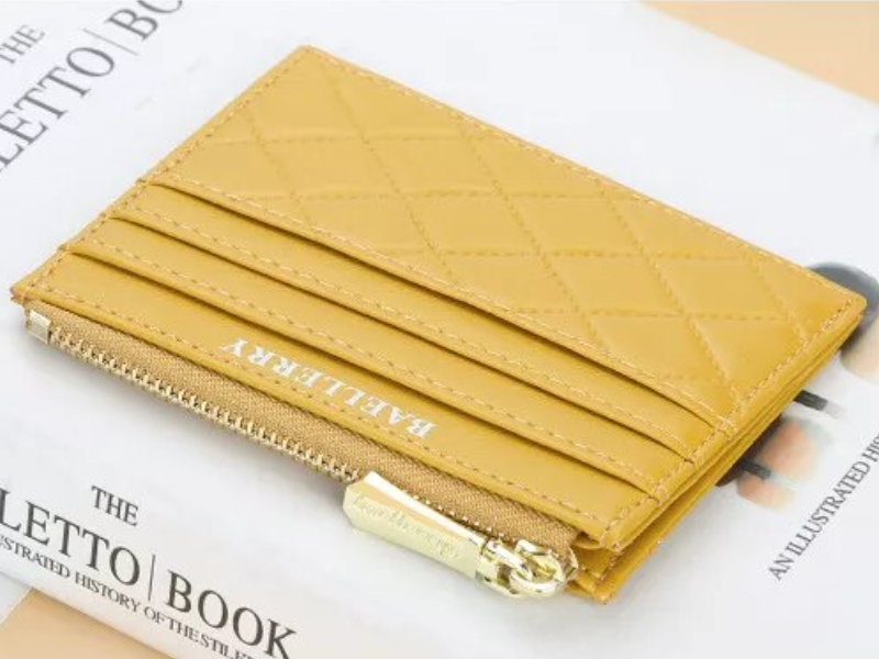 CardMate - Stylish Quilted Mini Card Holder