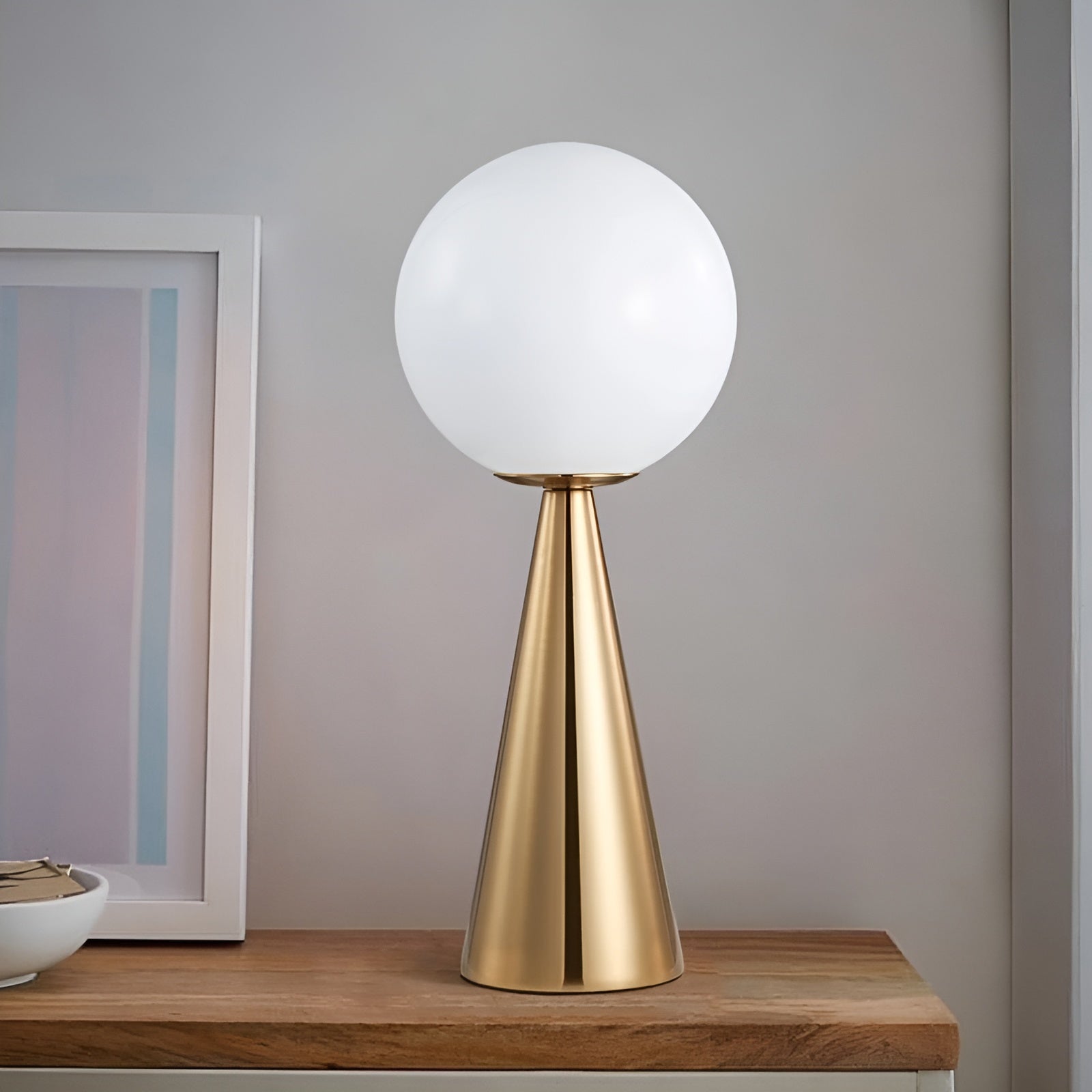 Elegant Gold Table Lamp - Luxury Glass Globe