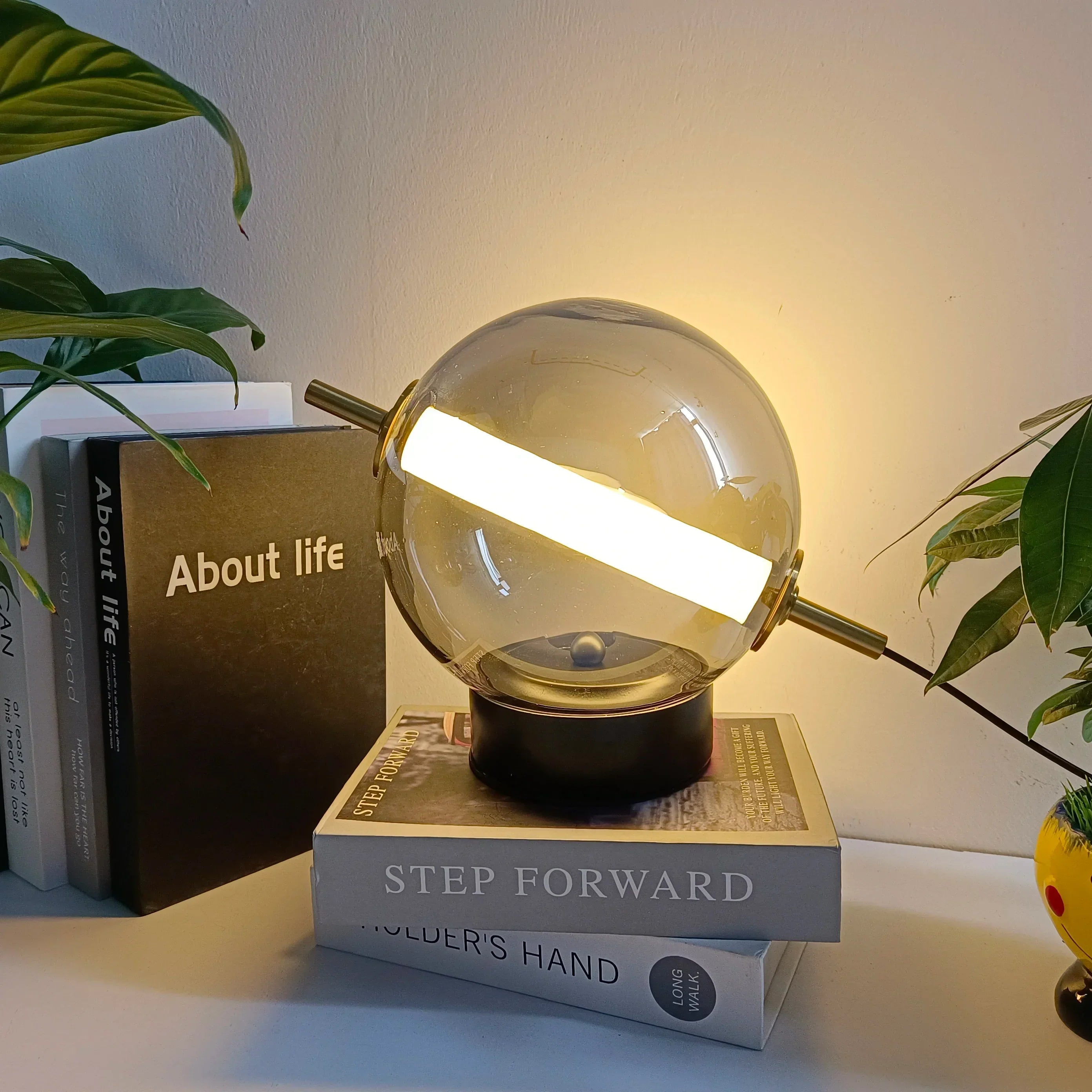 RadiantRevival Retro Glass Table Lamp - Warm Glow