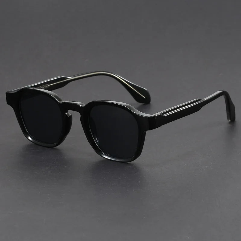 Retro Square Sunglasses - Durable Vintage Style with UV Protection for Women 9