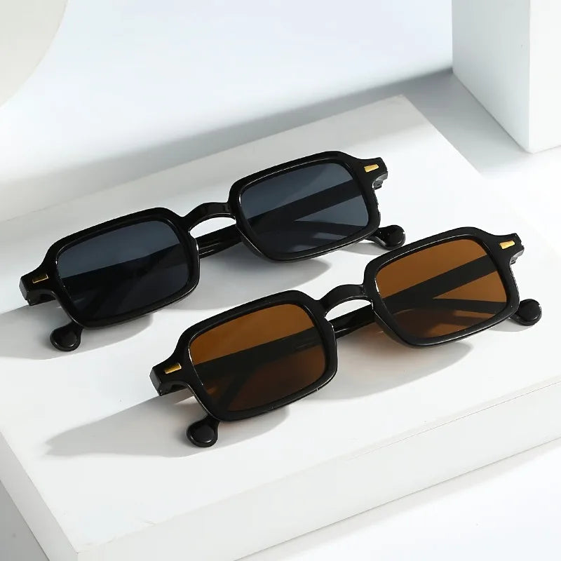 Retro Square Sunglasses - Lightweight Polycarbonate Shades with Anti-Scratch Lenses for Stylish Everyday Wear 1