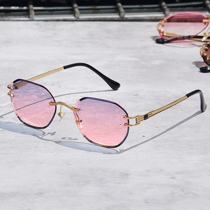 Rimless Sunglasses - Elegant Gold Metal Frames with UV Protection for Stylish Eye Safety 1
