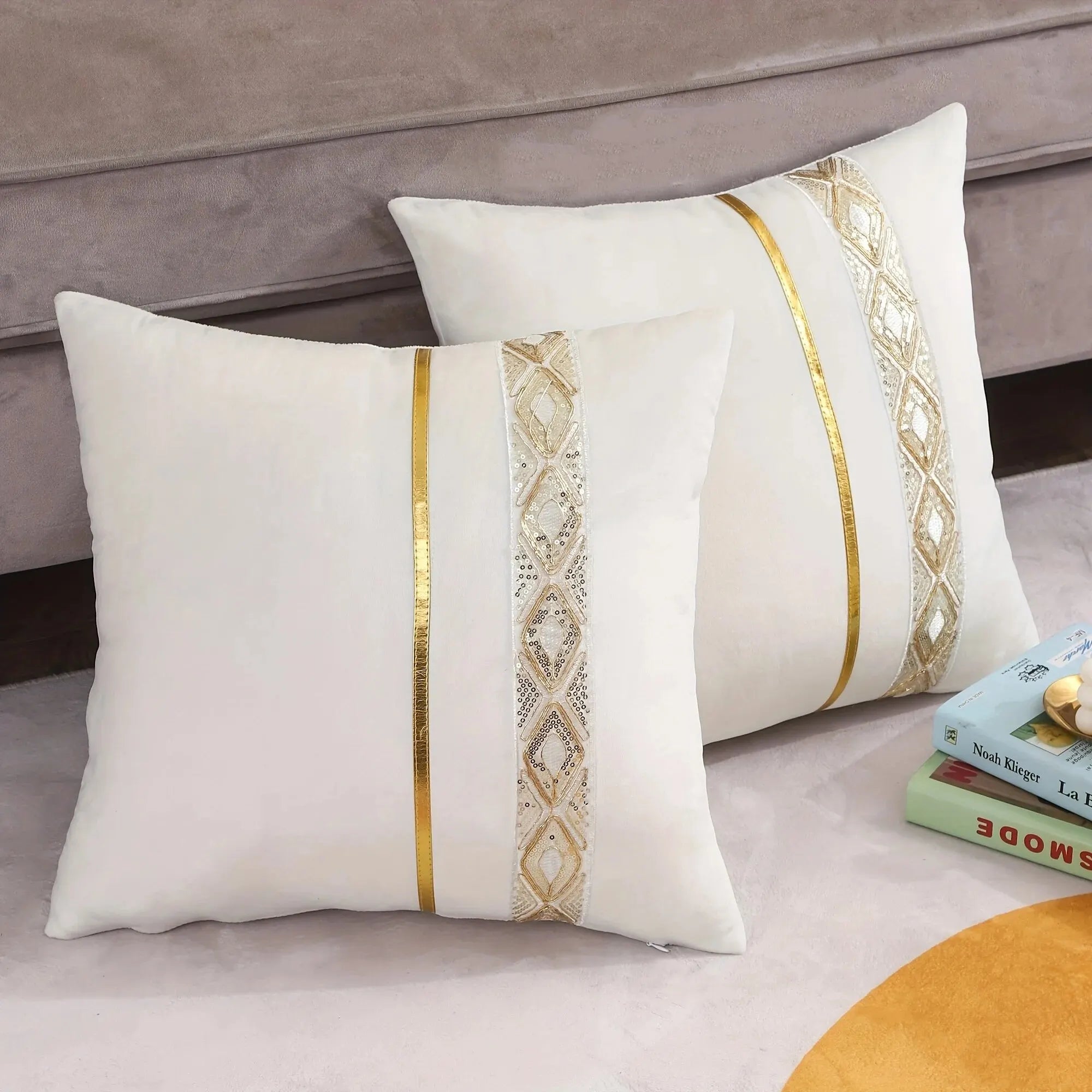 LuxeViva Cushion Cover - Glamorous Velvet