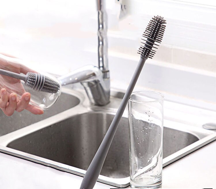 BrushMaster - Silicone Cleaning Brush for Bottles and Glasses