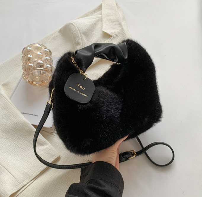 Fluffy - Soft Plush Handbag