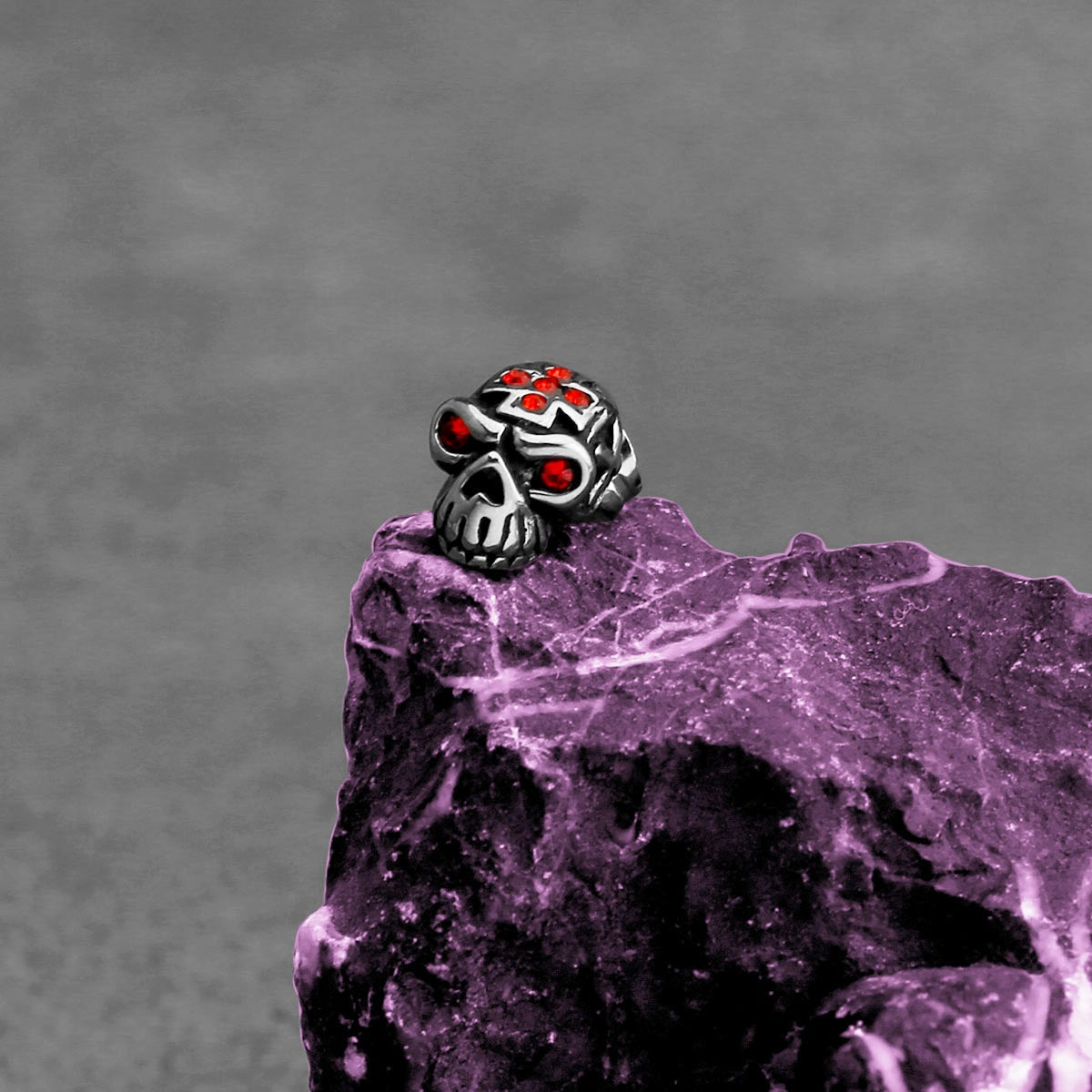 SkullEarrings - Bold Stainless Steel Skull Earrings