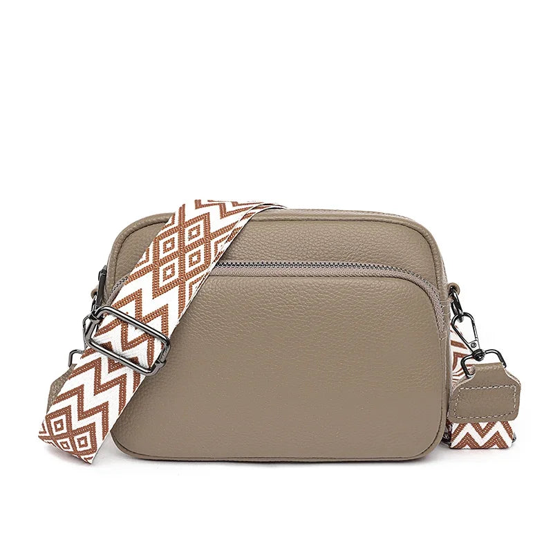 Daily Chic Handbag - Stylish Everyday Bag for Women