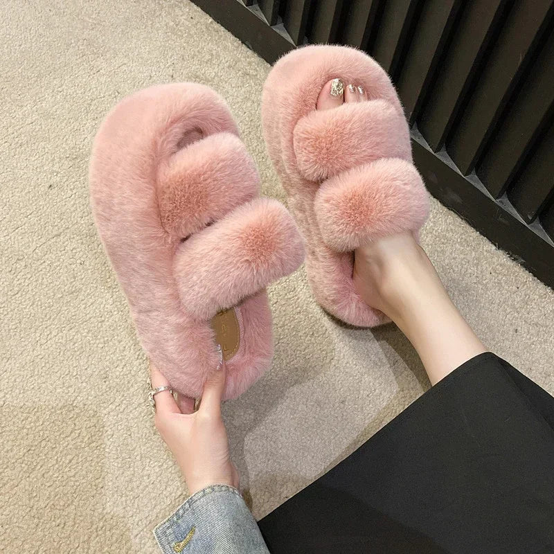 FluffSteps Plush Slippers - Ultimate Cosy Comfort