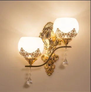 LuxeGlow - Gold LED Wall Lamp for Ambient Lighting