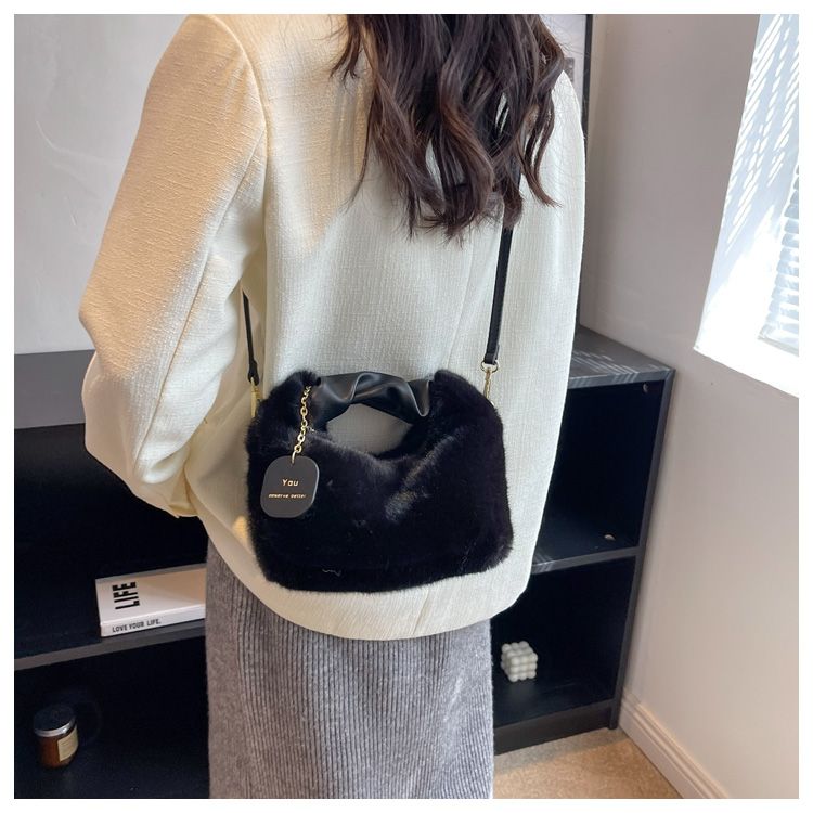 Fluffy - Soft Plush Handbag