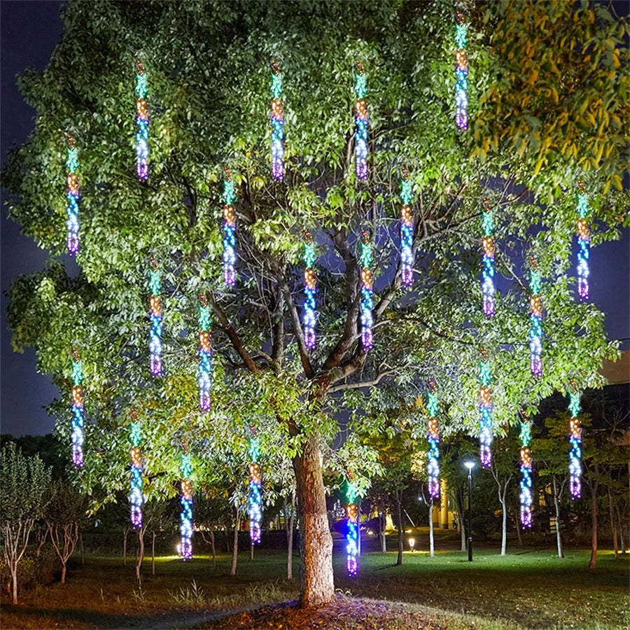 Cometfall - Outdoor Fairy Light Decoration