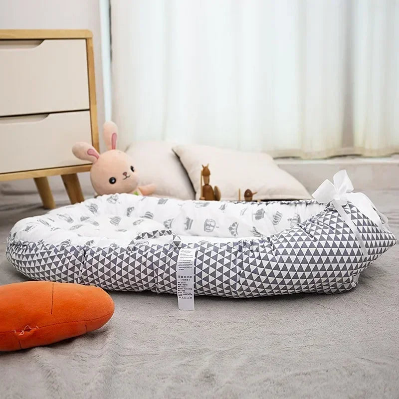 TravelEase Bed - Foldable Portable Baby Crib and Bassinet