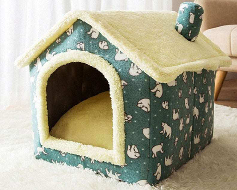 FluffyHaven - Enclosed Pet House for Cats and Dogs
