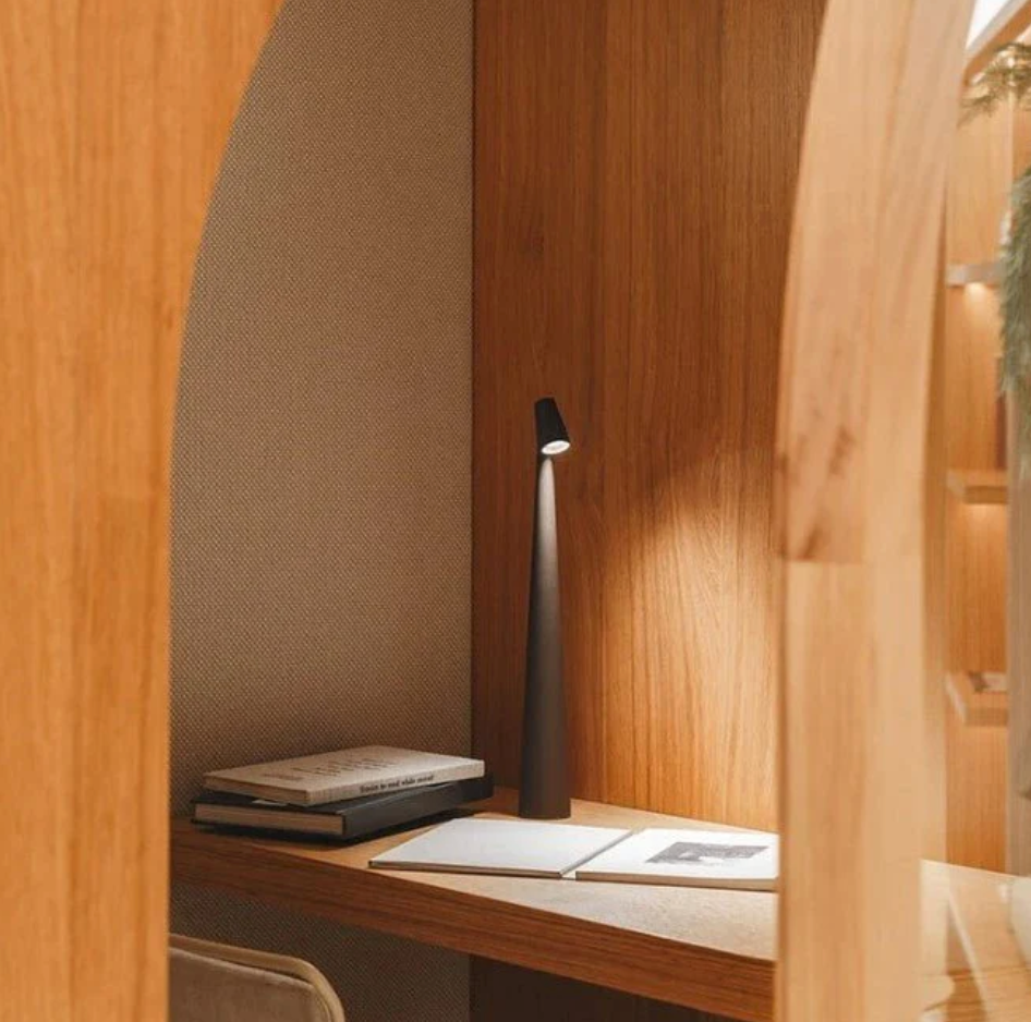 ArtisanGlow Table Lamp - Luxe Ambient Light