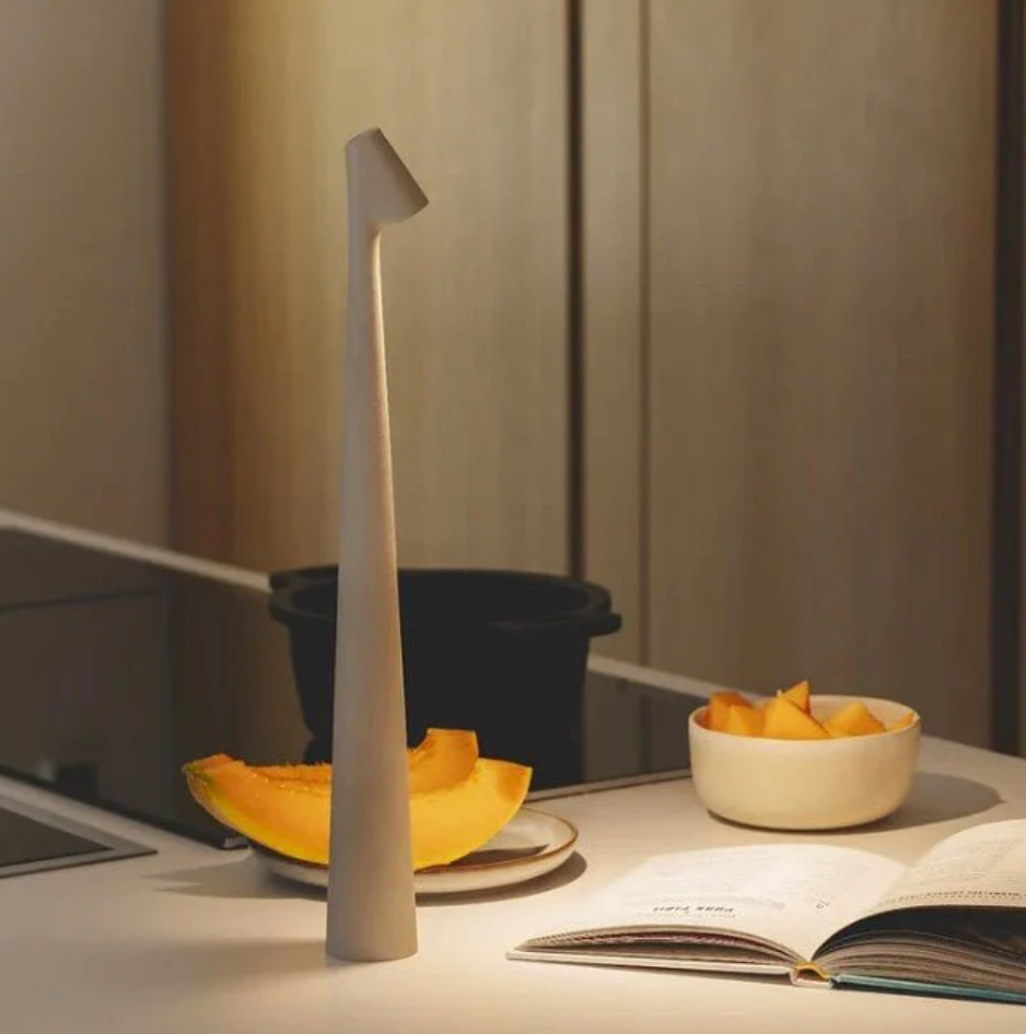 ArtisanGlow Table Lamp - Luxe Ambient Light