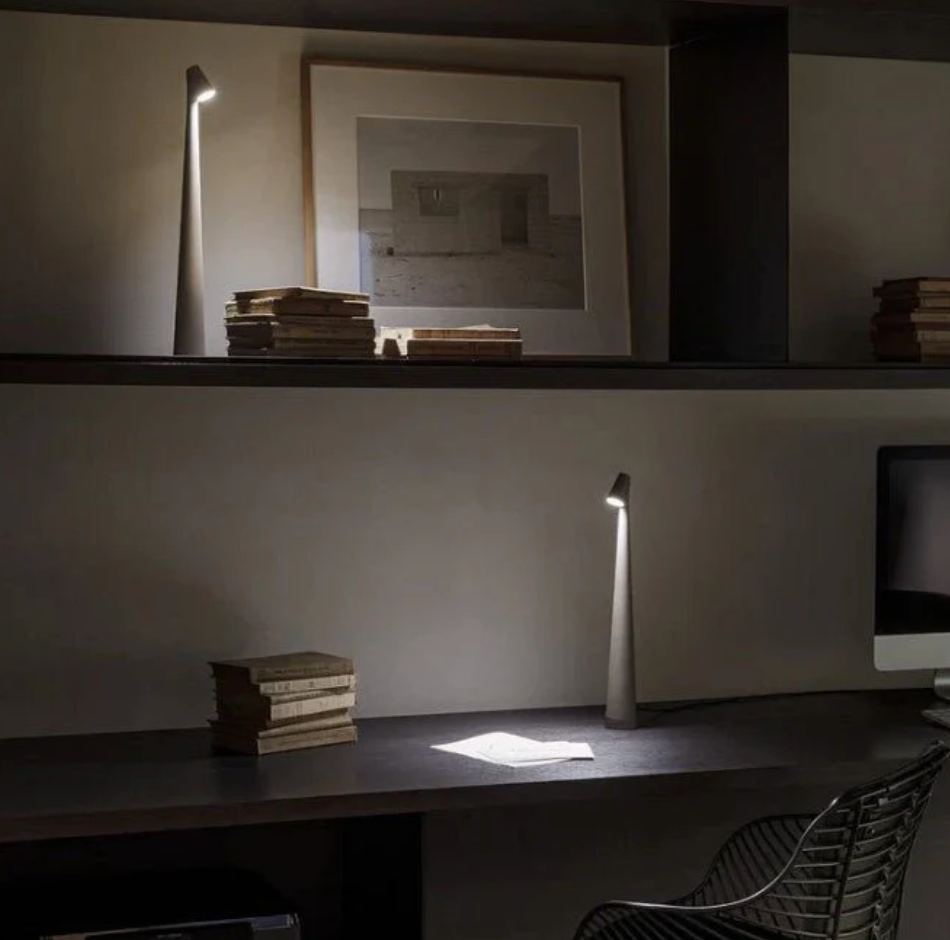 ArtisanGlow Table Lamp - Luxe Ambient Light