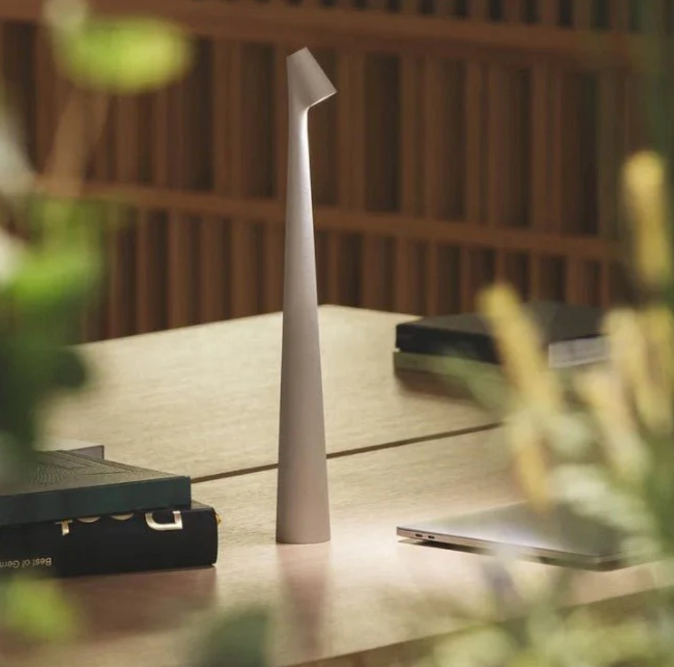 ArtisanGlow Table Lamp - Luxe Ambient Light
