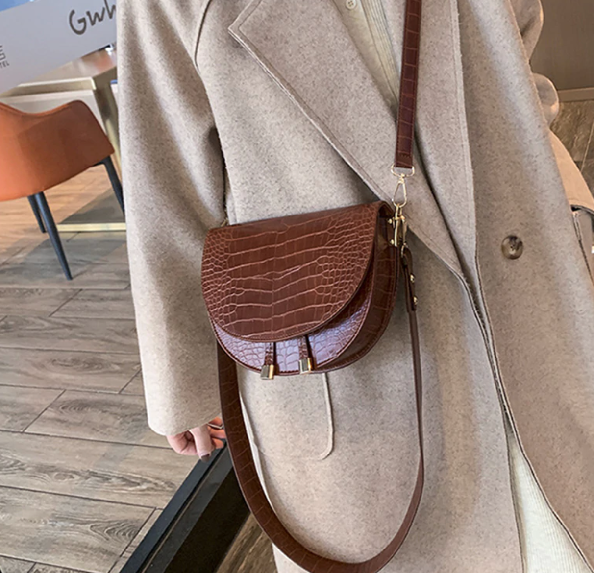 Chelsey Crossbody Bag - Bold Croc-Print Shoulder Bag