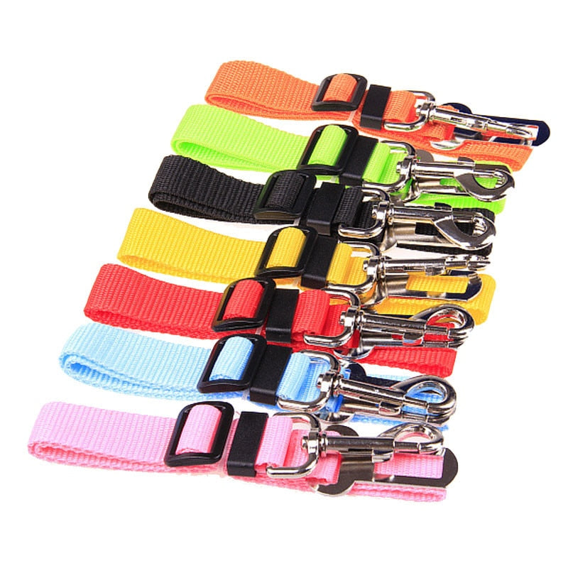 SafePaw - Adjustable Dog Car Seat Belt for Safe Travel