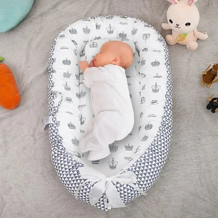 TravelEase Bed - Foldable Portable Baby Crib and Bassinet