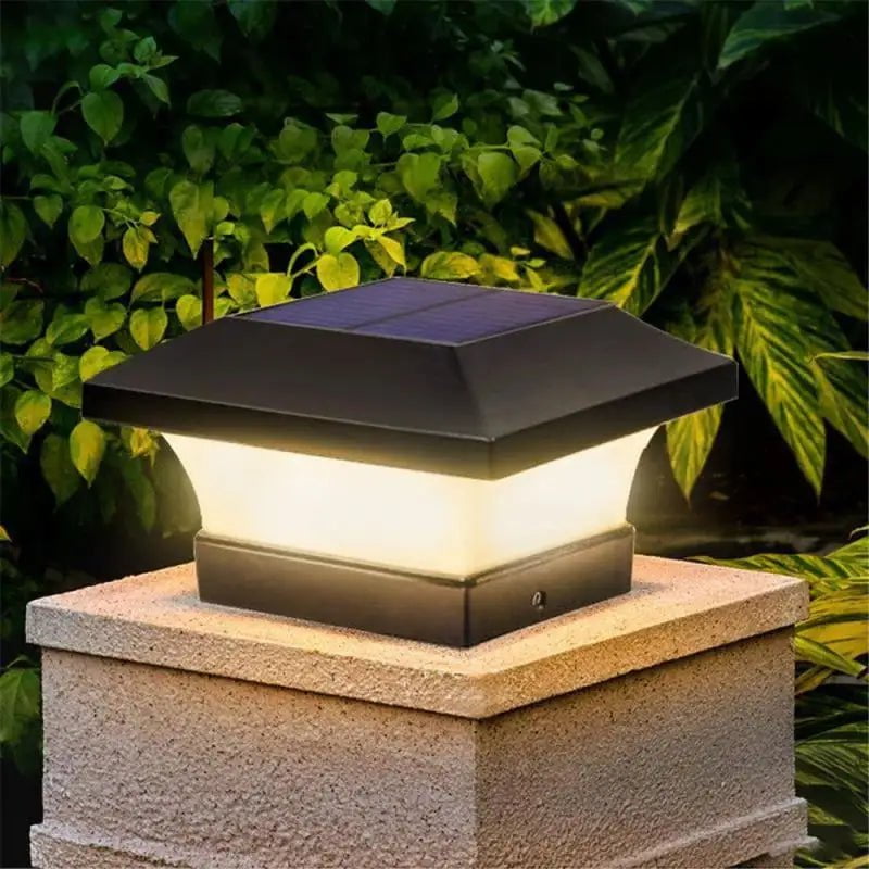 Solinova Modern Solar LED Outdoor Lamp