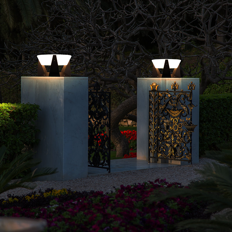 Solvia SolarLight Modern LED Garden Light
