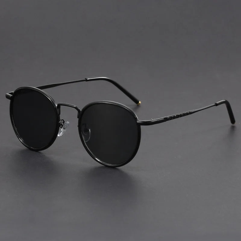 Stylish Lightweight Metal Sunglasses - Elegant UV Protection Shades for Everyday Wear 9