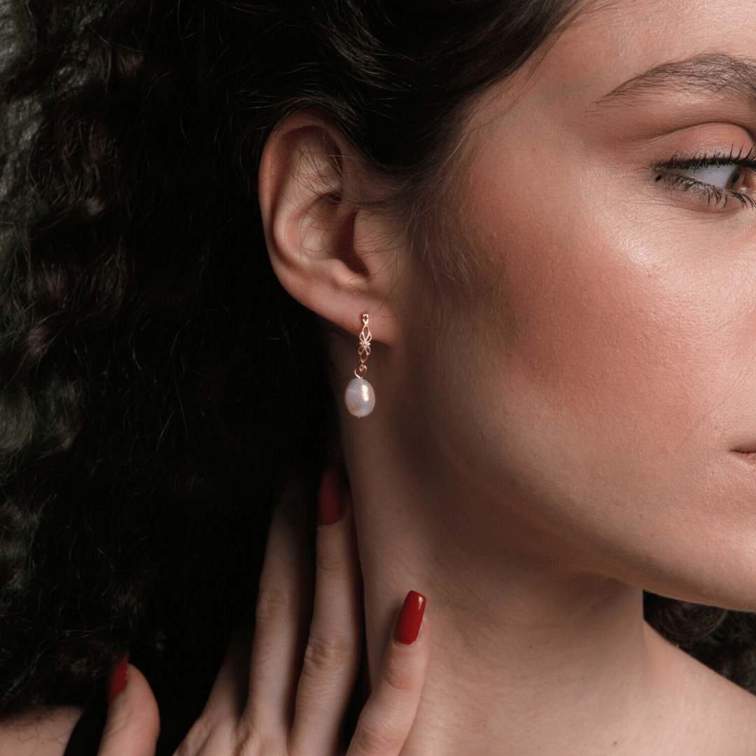 Vivienne Natural Pearl Earrings