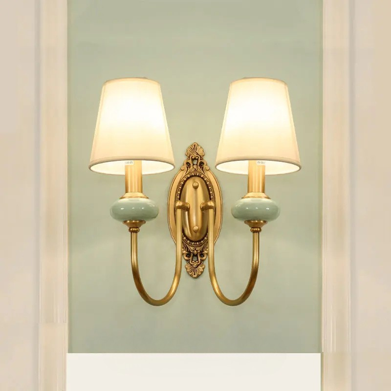 CopperGlow - Elegant Vintage Wall Lamp for the Home