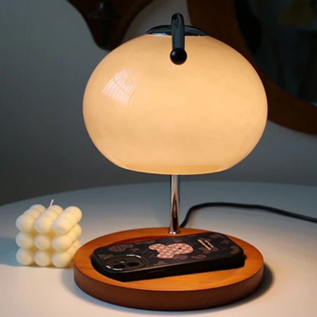 Alyssa - Retro Glass Table Lamp